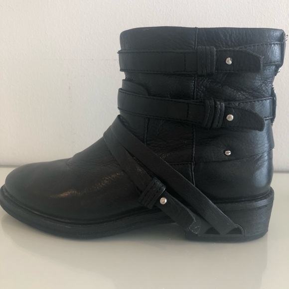 Dolce Vita booties - Picture 3 of 8